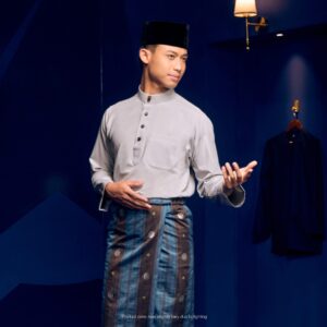 Baju Melayu Traditional Fit Plus Size - Light Grey